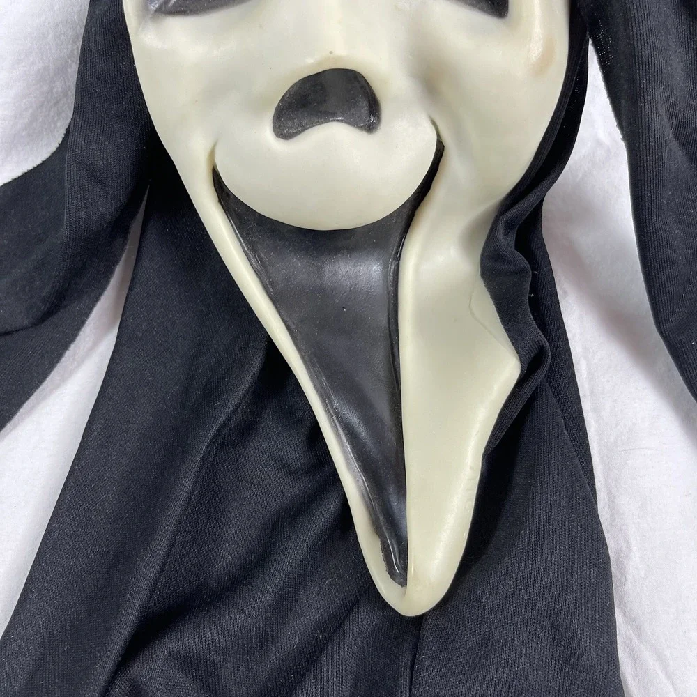 Vintage Ghostface Fun World Div Chin Stamp Scream Mask Hood Rare Smile Grin GLOW